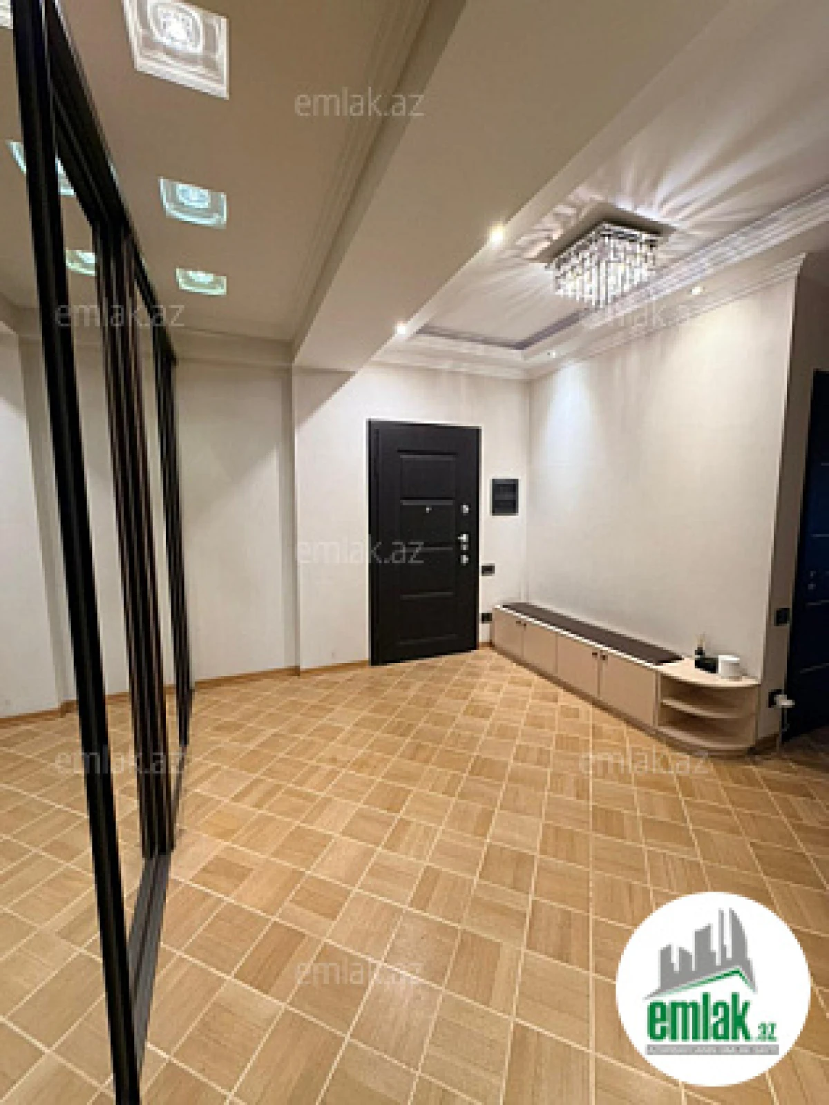 Satılır 4 otaqlı yeni tikili 160 m²