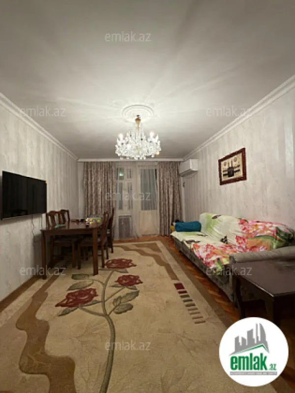 Satılır 3 otaqlı köhnə tikili 80 m²