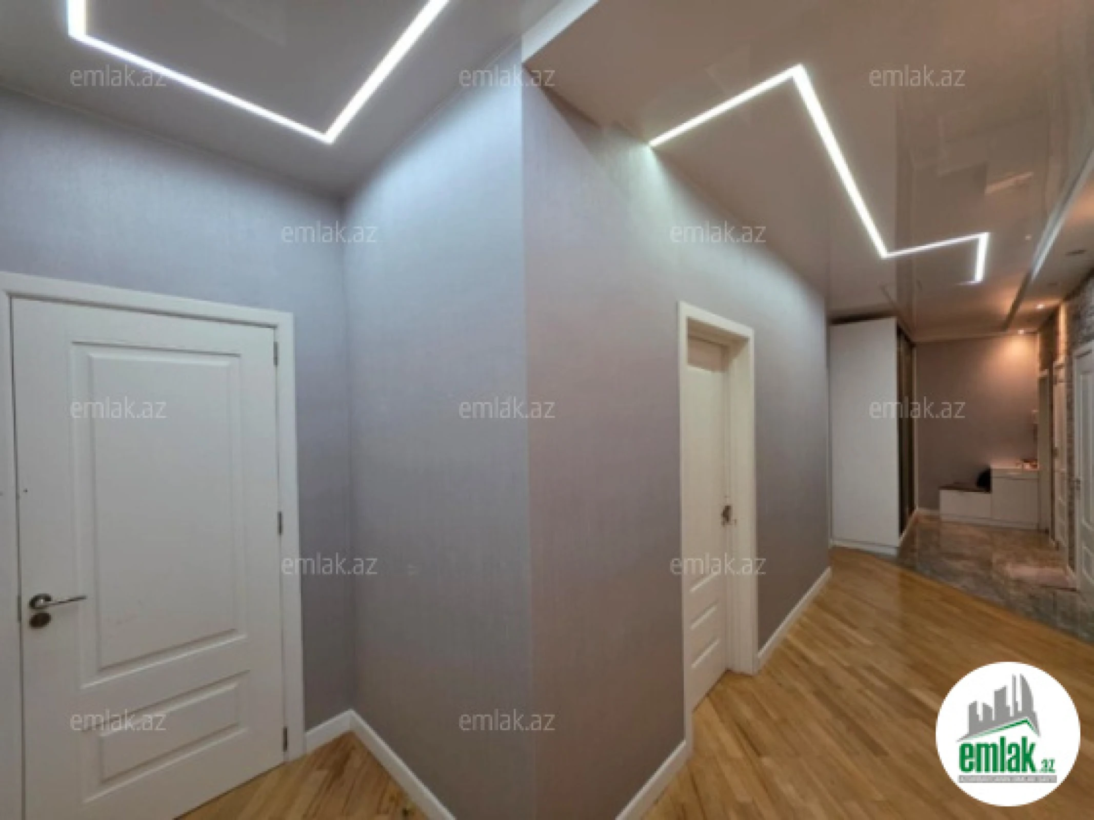 Satılır 3 otaqlı yeni tikili 135 m²