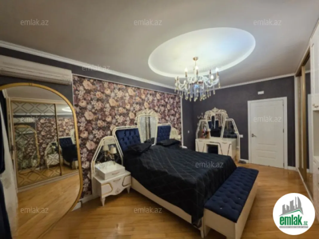 Satılır 3 otaqlı yeni tikili 135 m²