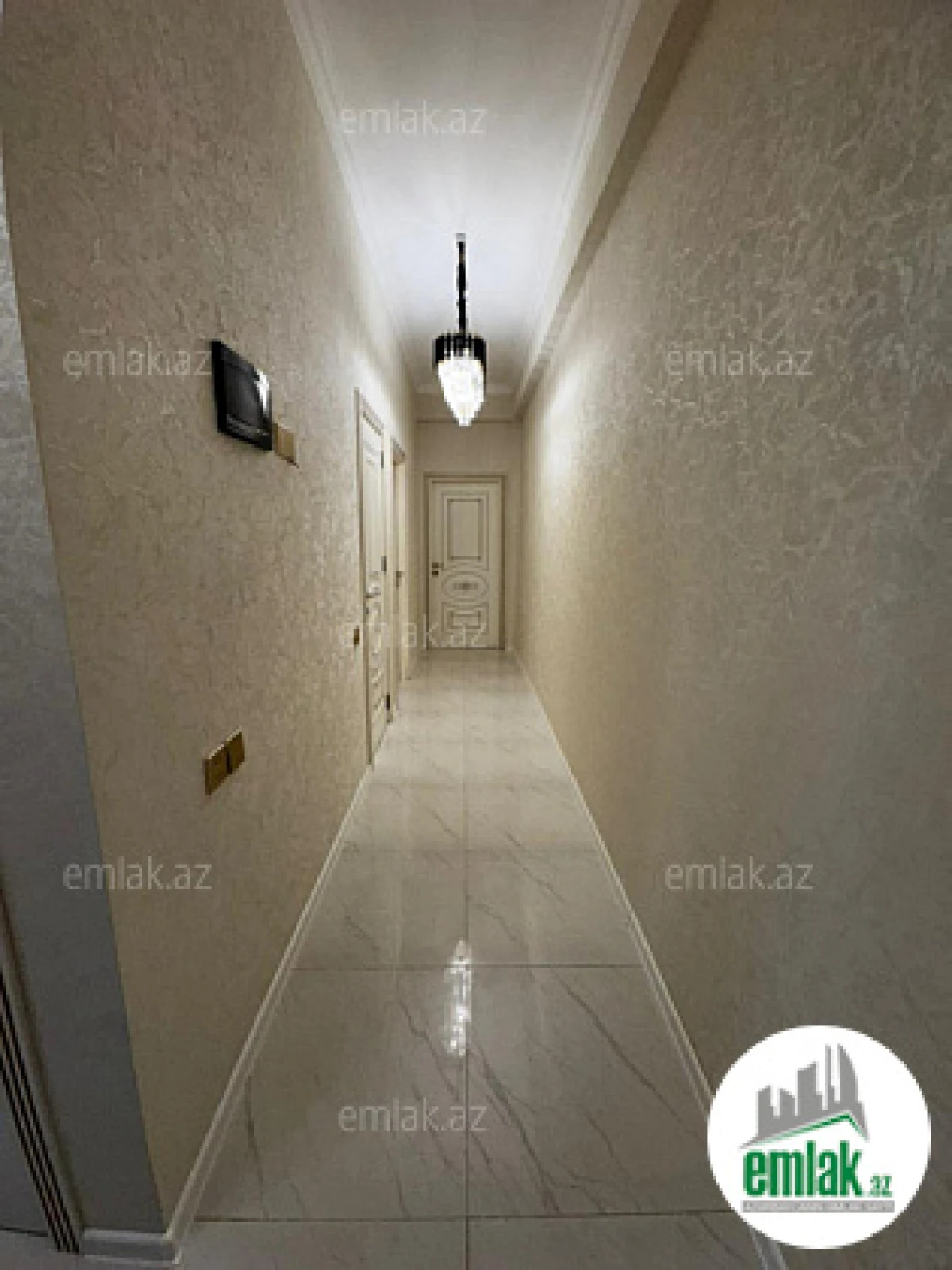 Satılır 3 otaqlı yeni tikili 85 m²