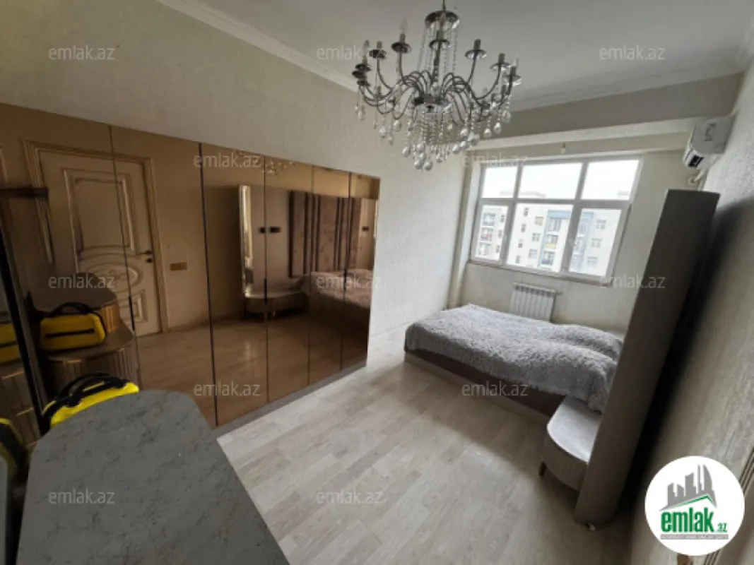 Satılır 3 otaqlı yeni tikili 85 m²