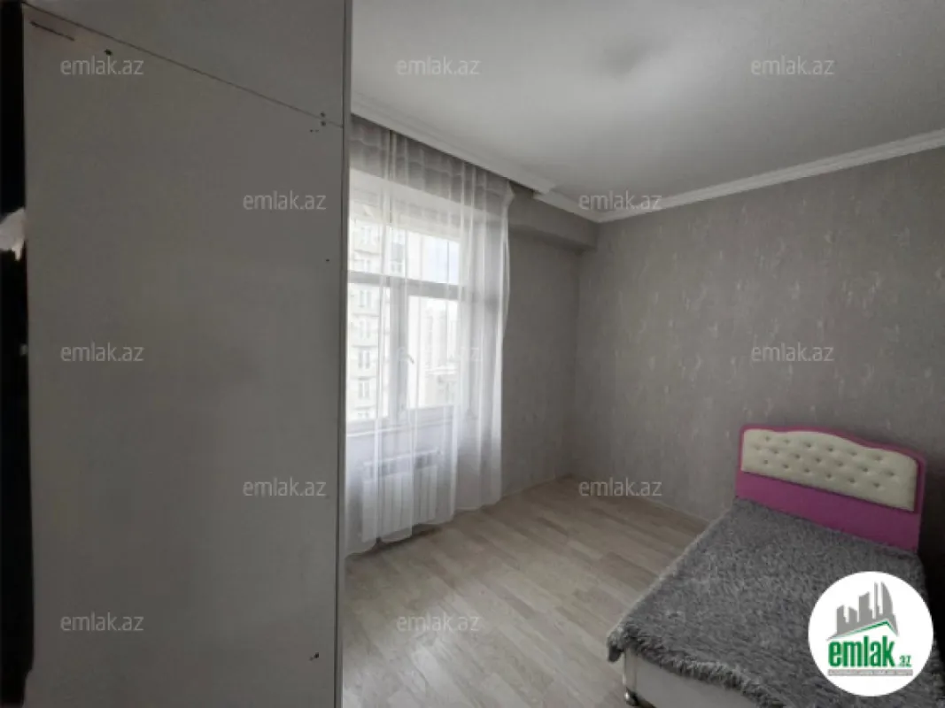 Satılır 3 otaqlı yeni tikili 85 m²