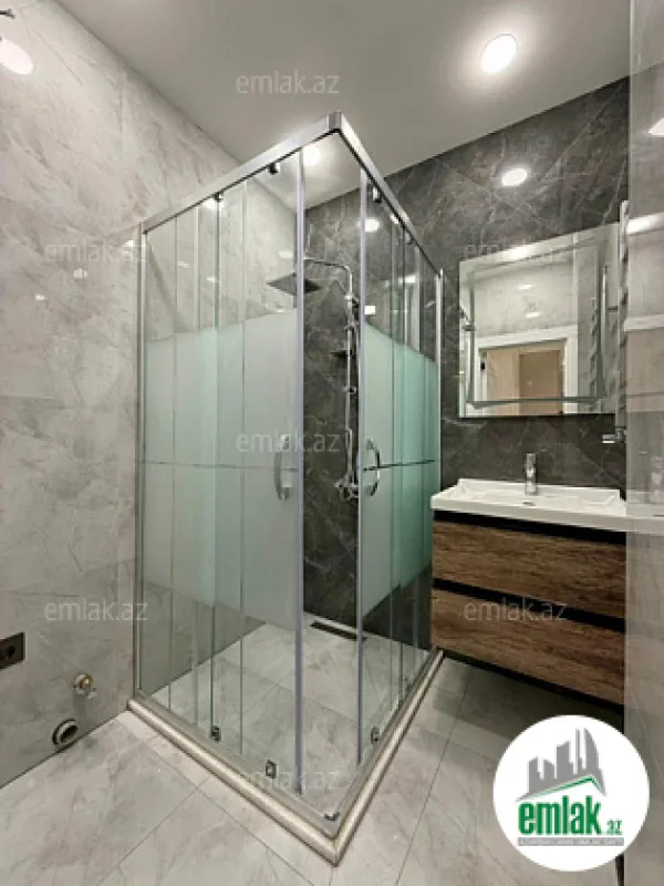 Satılır 3 otaqlı köhnə tikili 85 m²