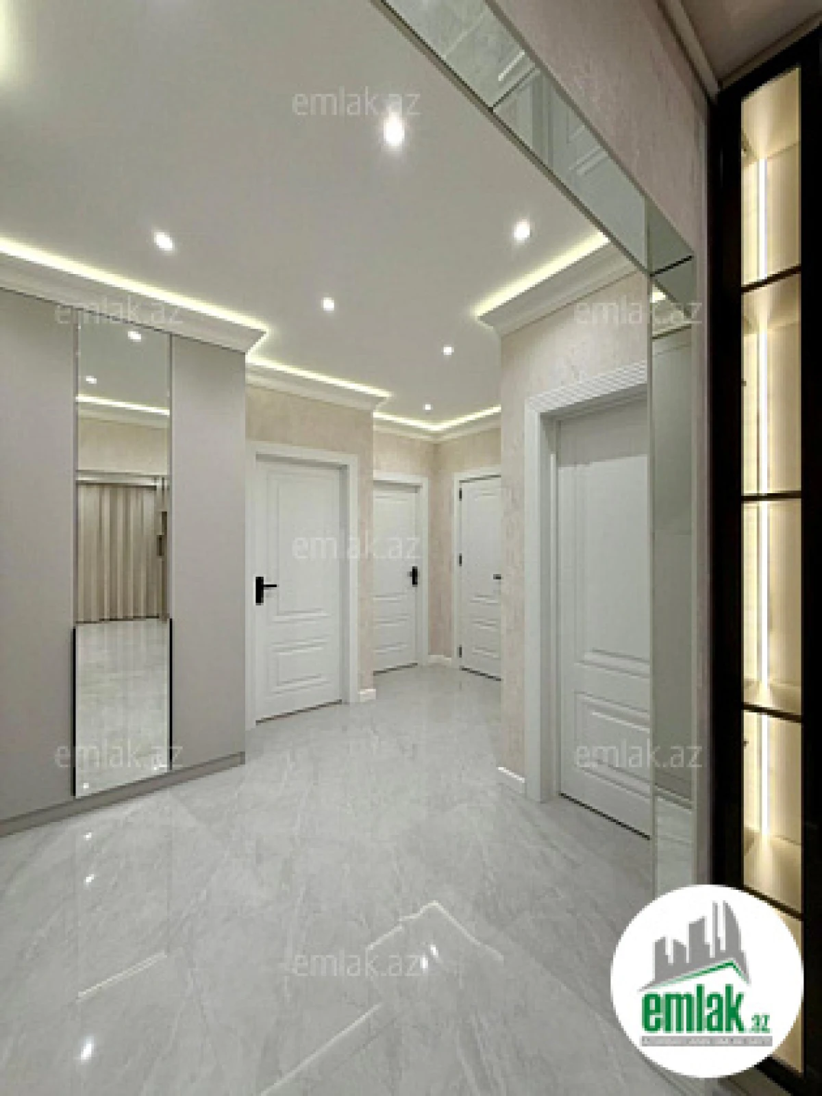 Satılır 3 otaqlı köhnə tikili 85 m²