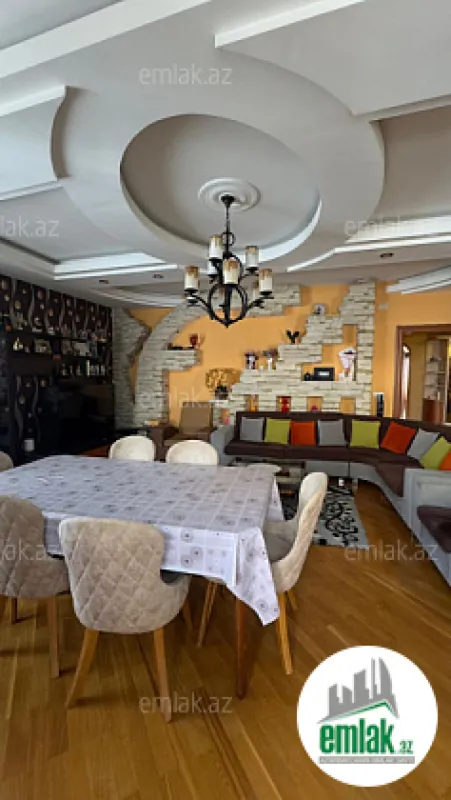 Satılır 4 otaqlı yeni tikili 205 m²