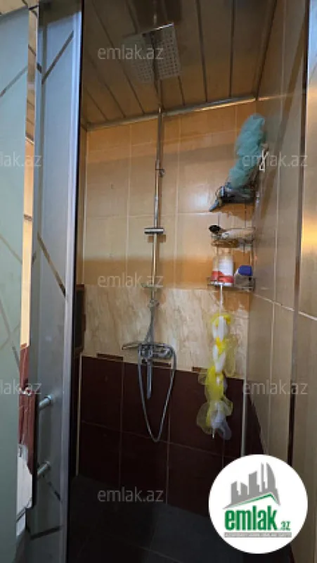 Satılır 4 otaqlı yeni tikili 205 m²