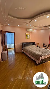 Satılır 4 otaqlı yeni tikili 205 m²