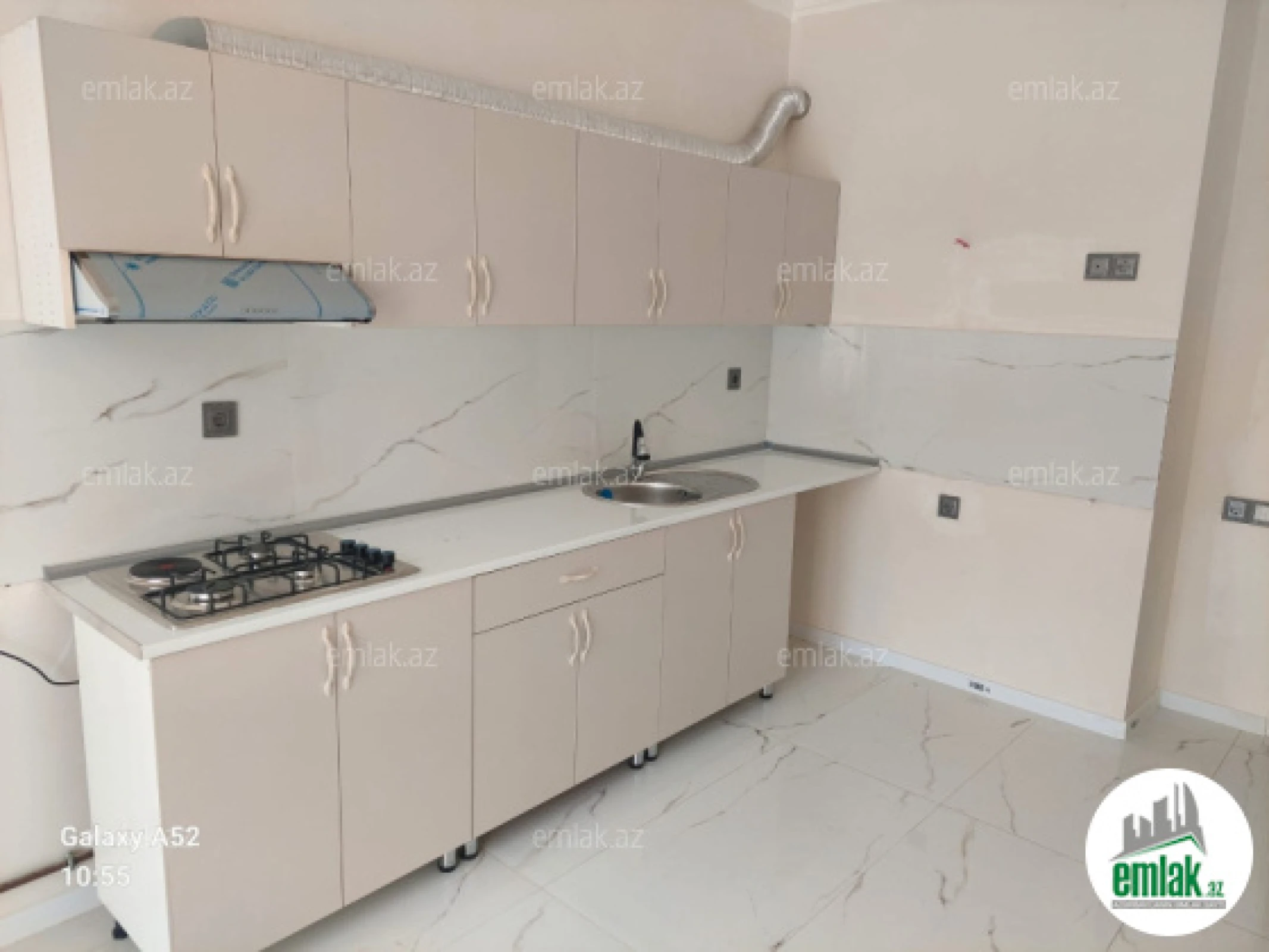 Satılır 3 otaqlı yeni tikili 115 m²
