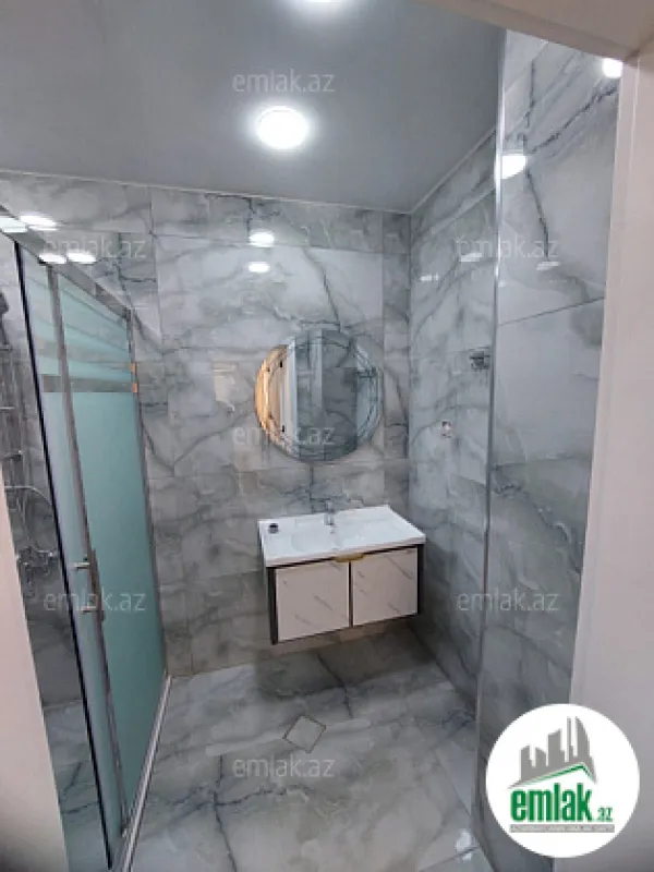 Satılır 3 otaqlı yeni tikili 115 m²