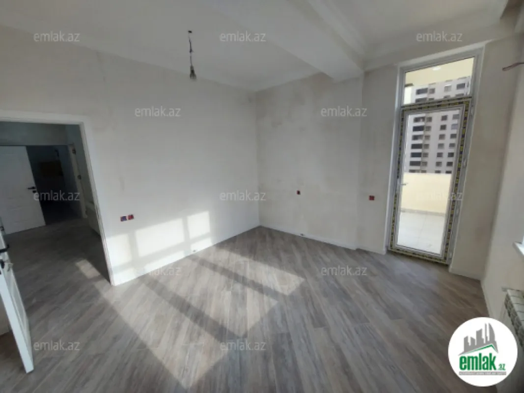 Satılır 3 otaqlı yeni tikili 115 m²