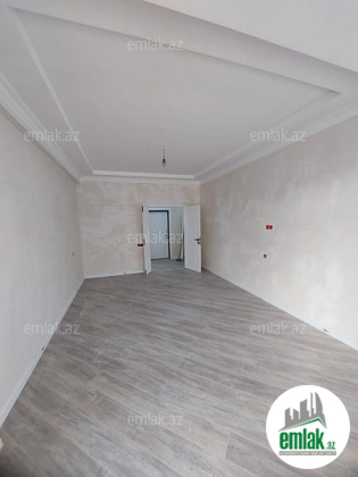 Satılır 3 otaqlı yeni tikili 115 m²
