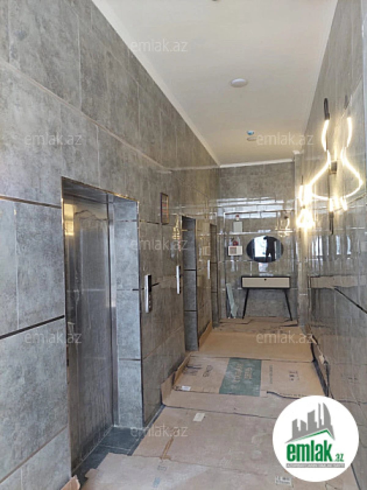 Satılır 3 otaqlı yeni tikili 115 m²