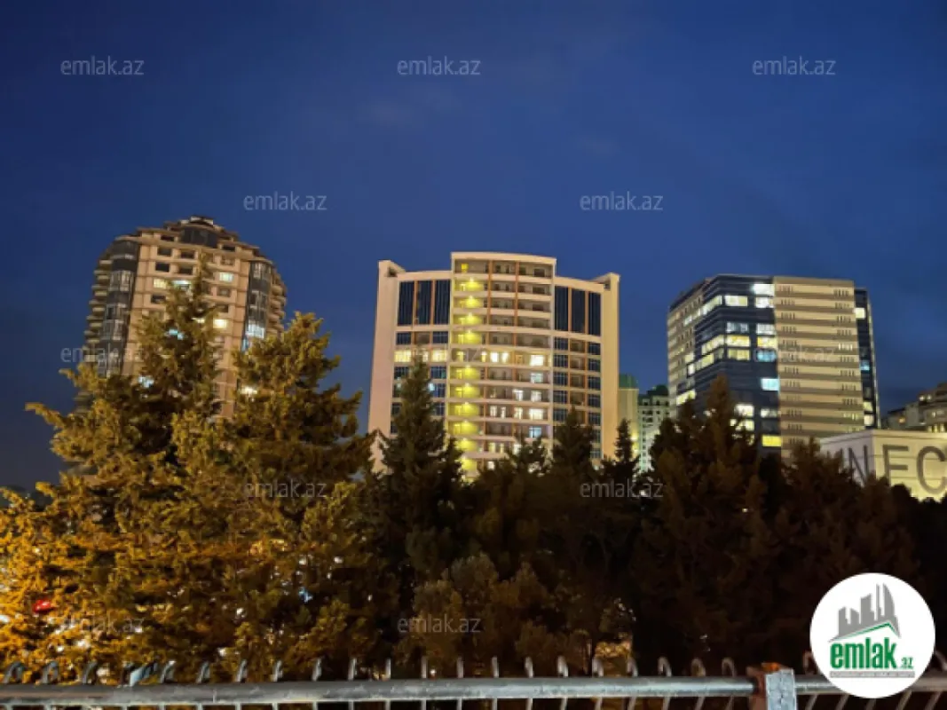 Satılır 3 otaqlı yeni tikili 101 m²