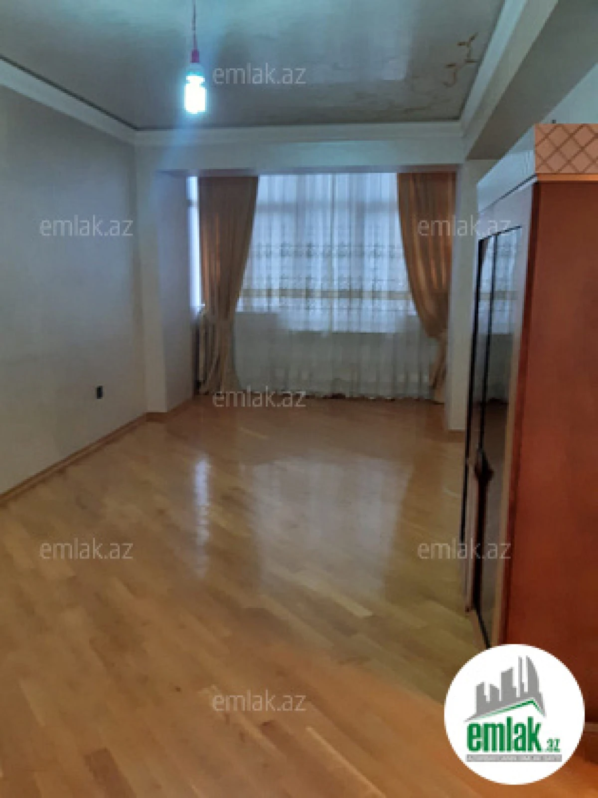 Satılır 2 otaqlı yeni tikili 77 m²