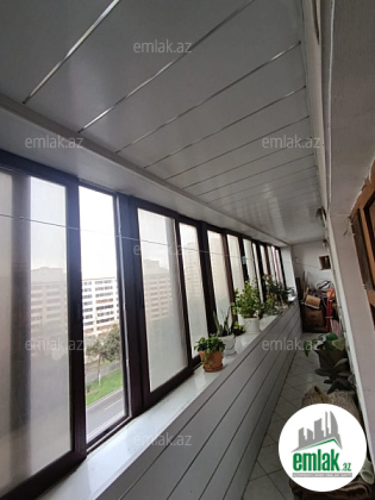 Satılır 4 otaqlı köhnə tikili 125 m²