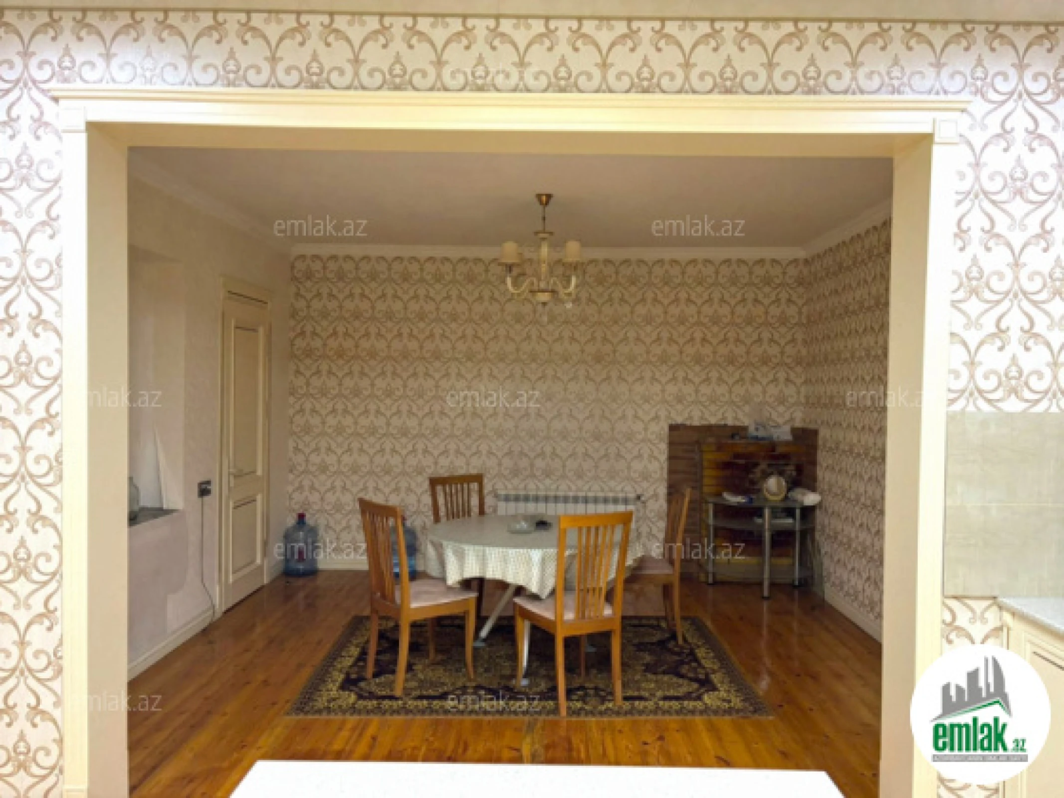 Satılır 7 otaqlı həyət evi 310 m²