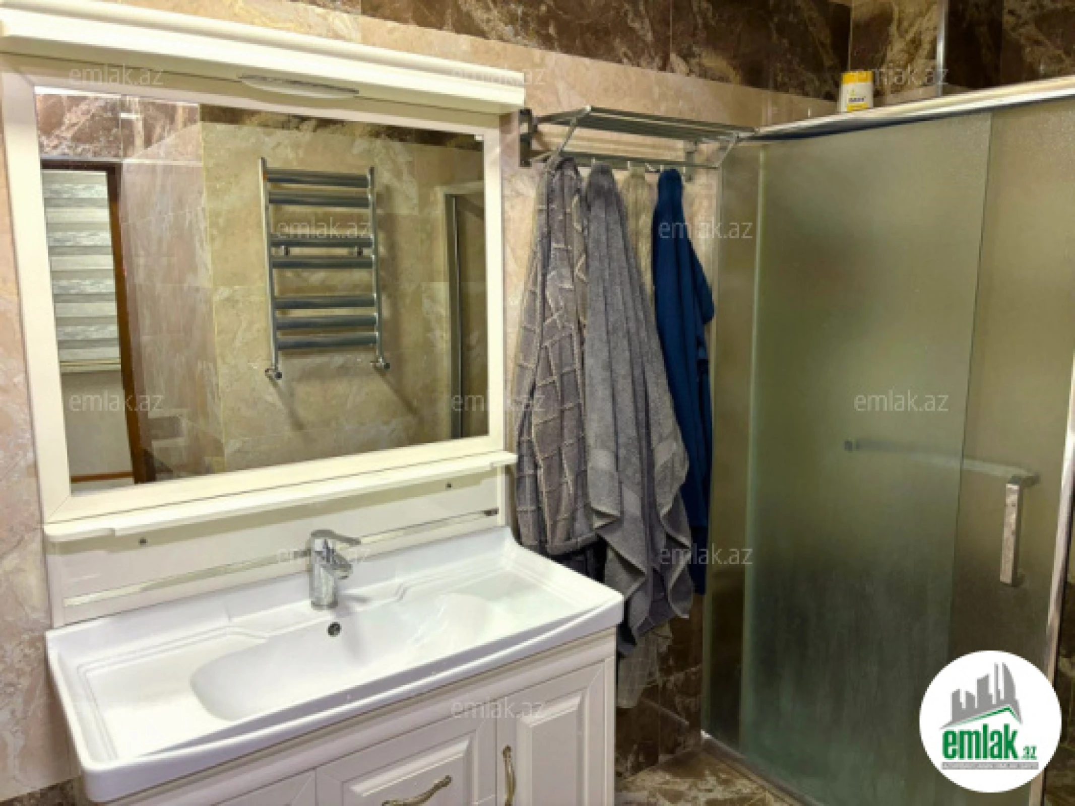 Satılır 7 otaqlı həyət evi 310 m²