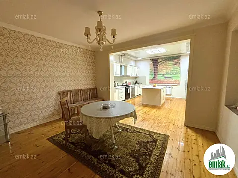 Satılır 7 otaqlı həyət evi 310 m²