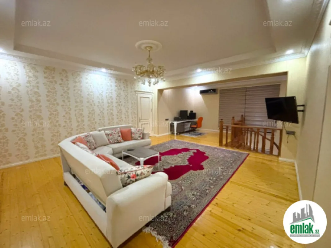 Satılır 7 otaqlı həyət evi 310 m²