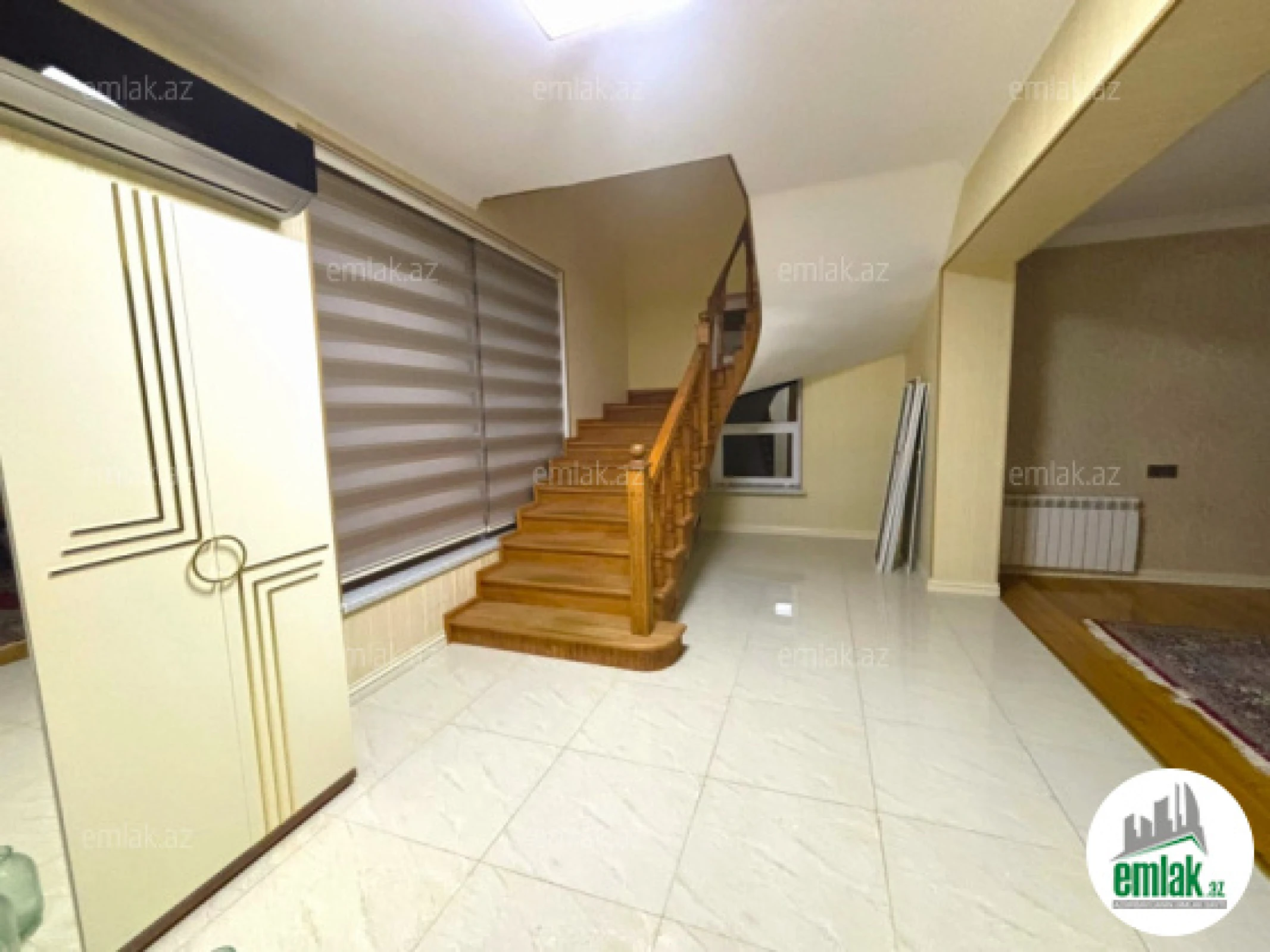 Satılır 7 otaqlı həyət evi 310 m²