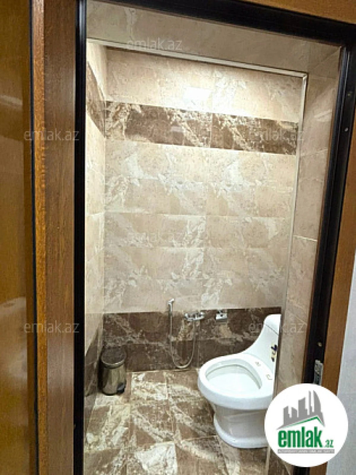 Satılır 7 otaqlı həyət evi 310 m²