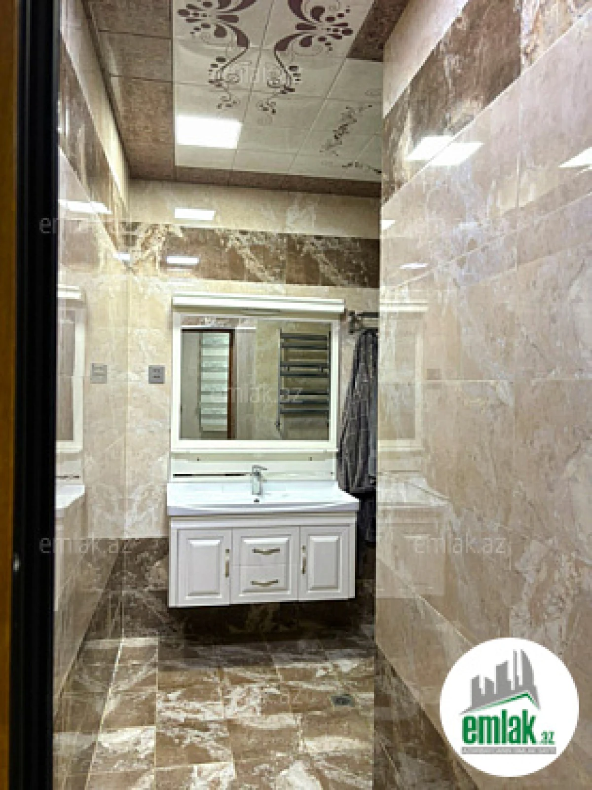 Satılır 7 otaqlı həyət evi 310 m²