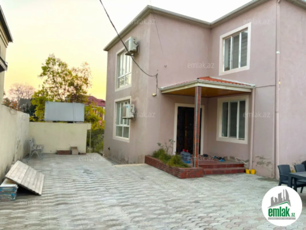 Satılır 7 otaqlı həyət evi 310 m²