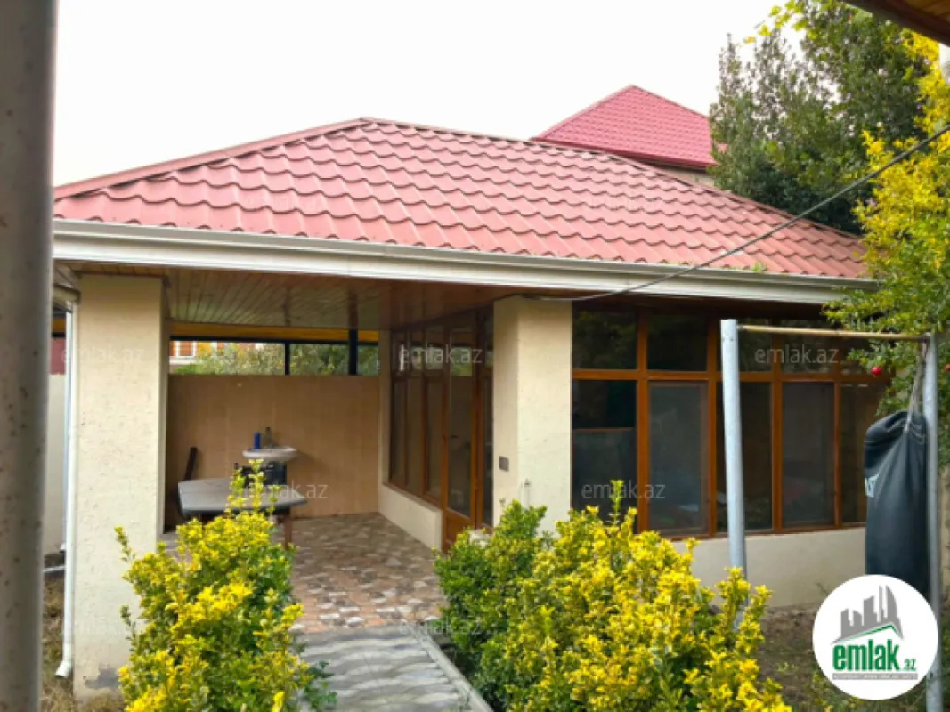 Satılır 7 otaqlı həyət evi 310 m²