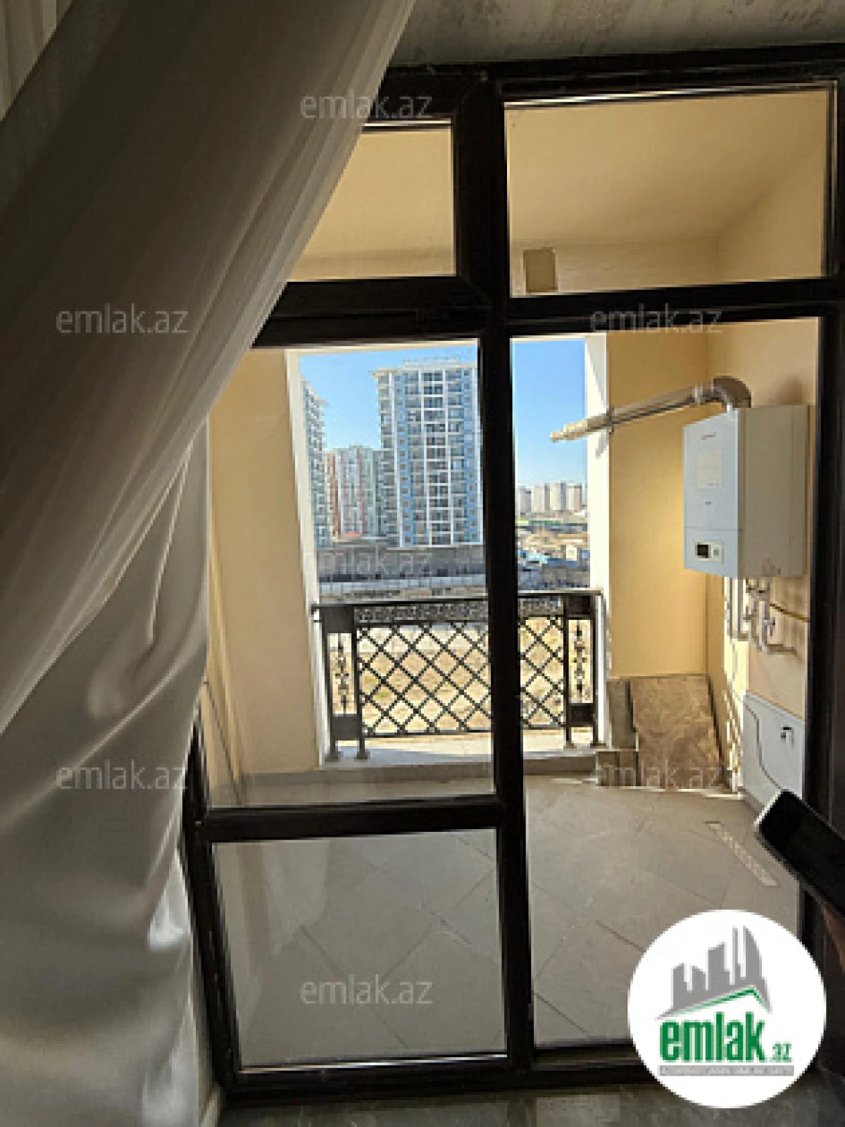 Satılır 2 otaqlı yeni tikili 70 m²