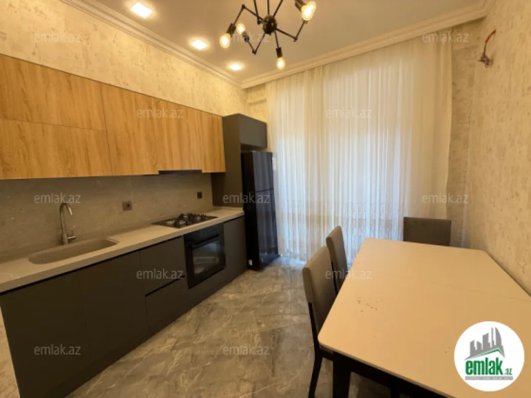 Satılır 2 otaqlı yeni tikili 70 m²