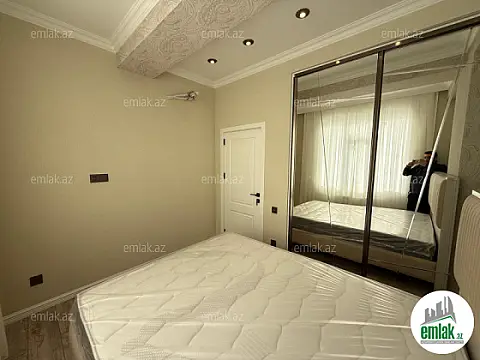 Satılır 2 otaqlı yeni tikili 70 m²