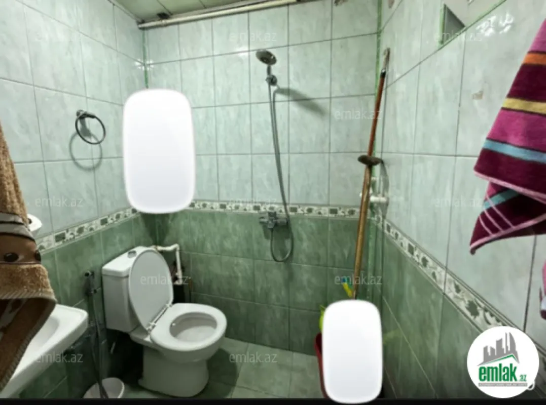 Satılır 4 otaqlı köhnə tikili 120 m²