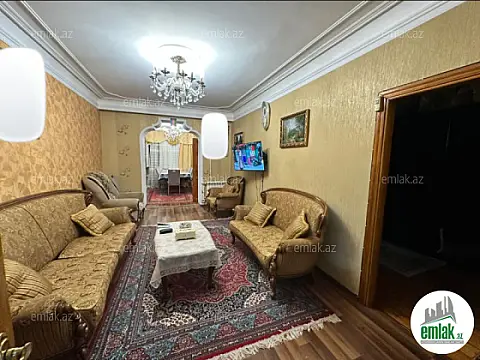 Satılır 4 otaqlı köhnə tikili 120 m² — Bakı 4 otaq 120.00 m²