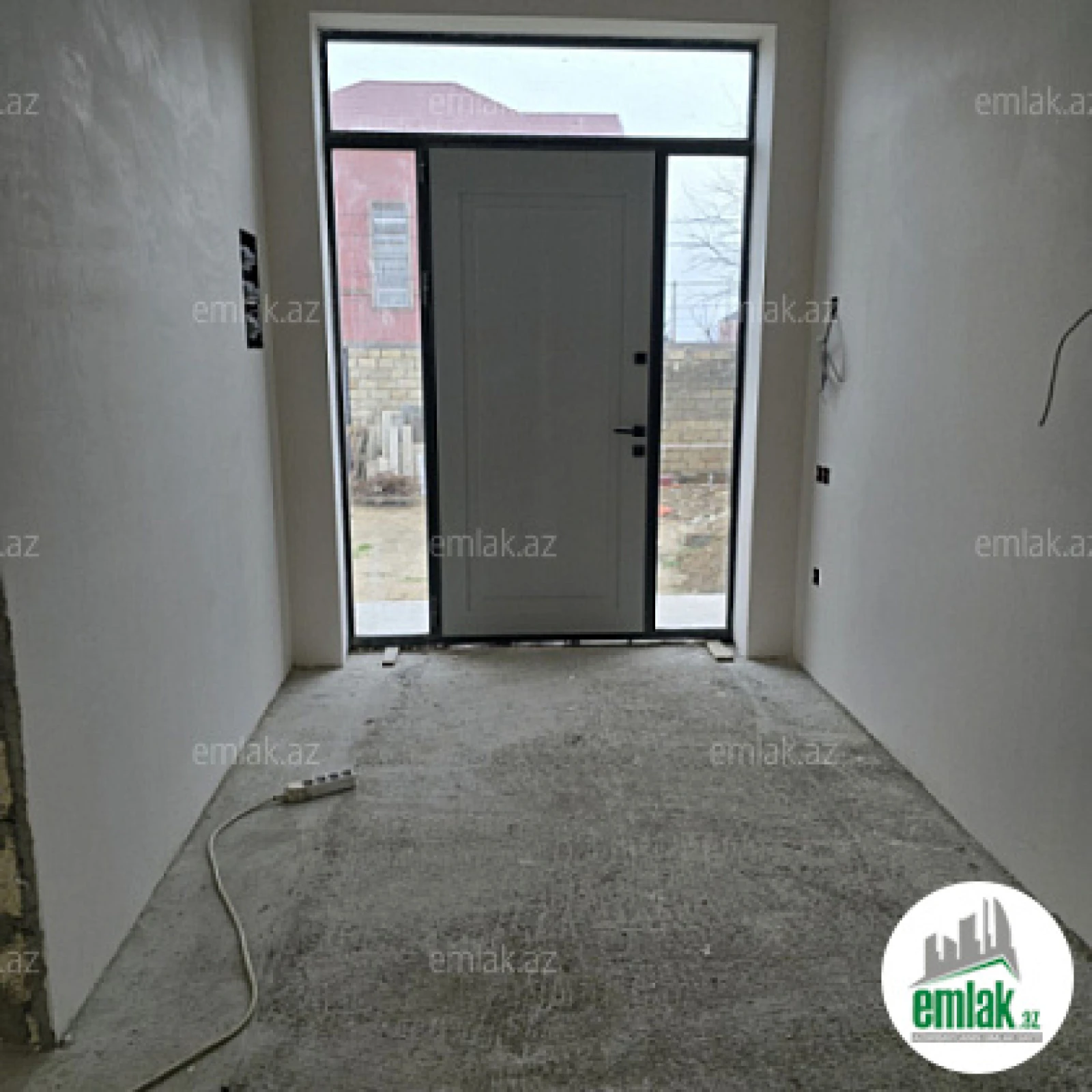 Satılır 6 otaqlı həyət evi 202 m²