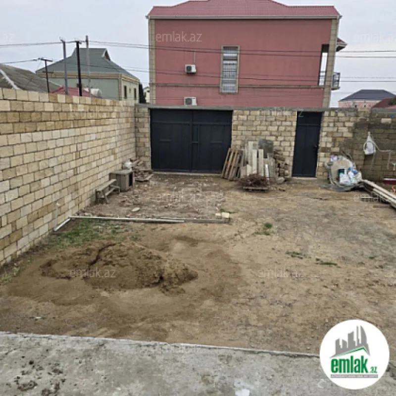 Satılır 6 otaqlı həyət evi 202 m²