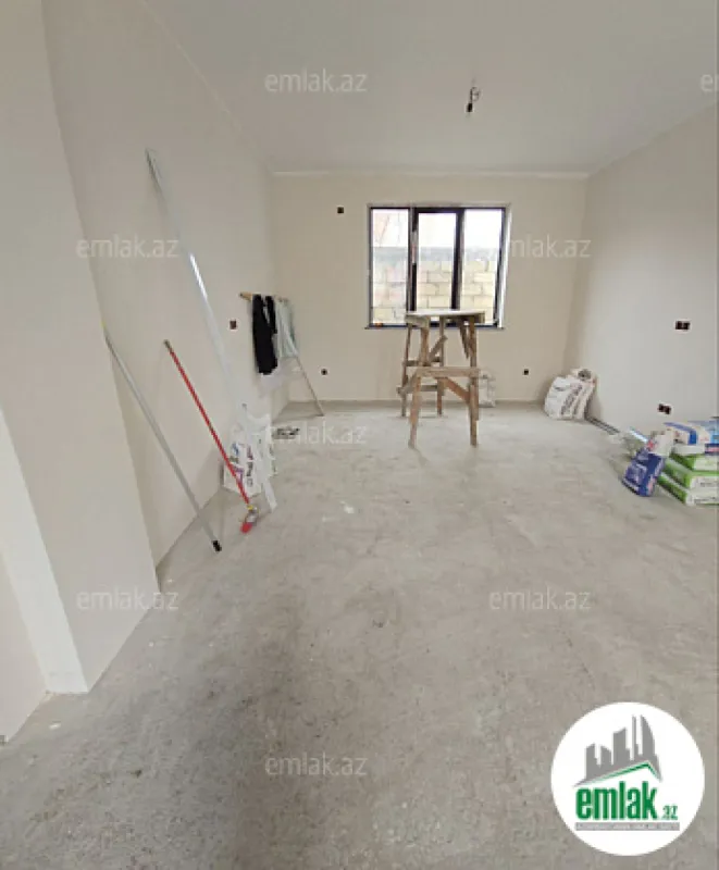 Satılır 6 otaqlı həyət evi 202 m²