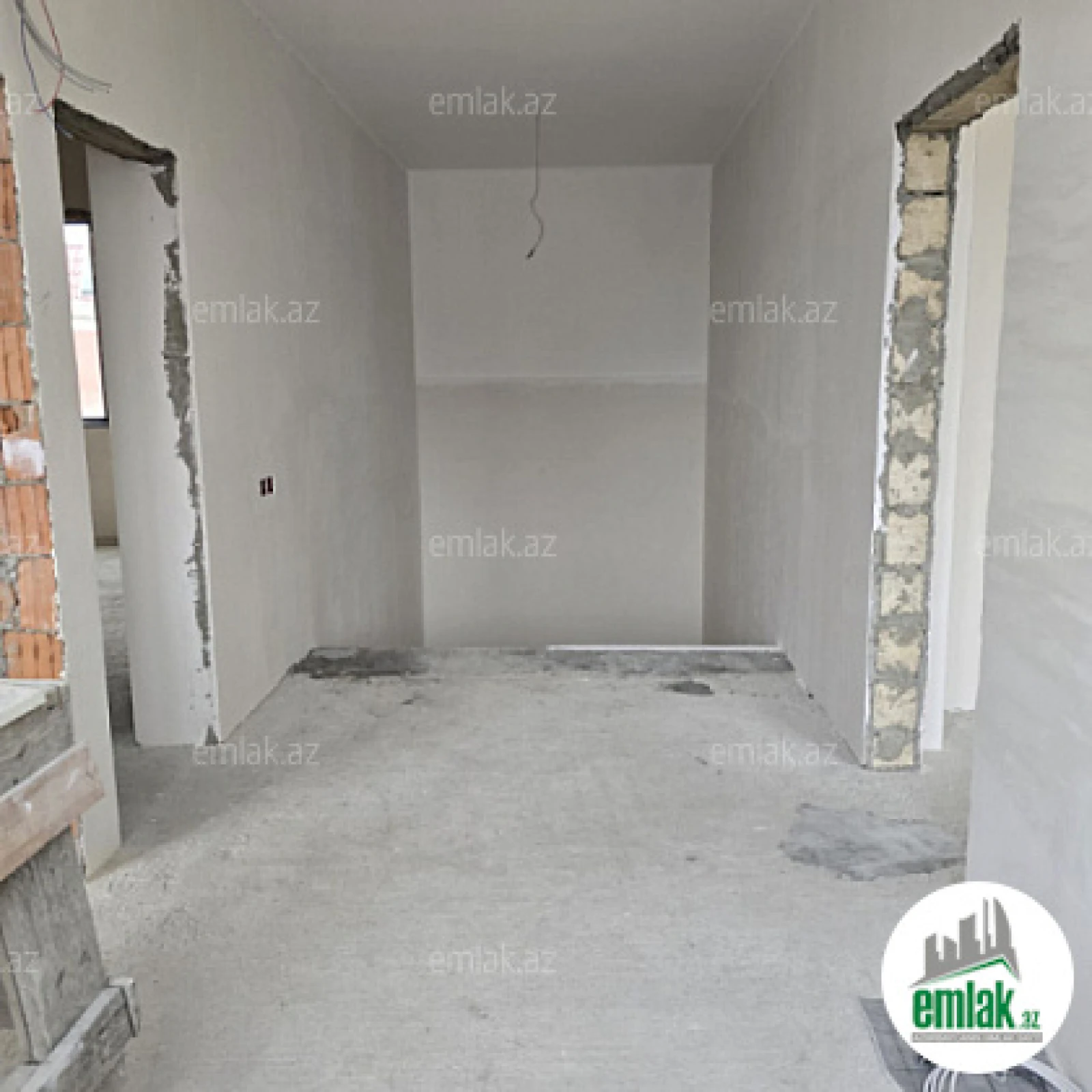 Satılır 6 otaqlı həyət evi 202 m²