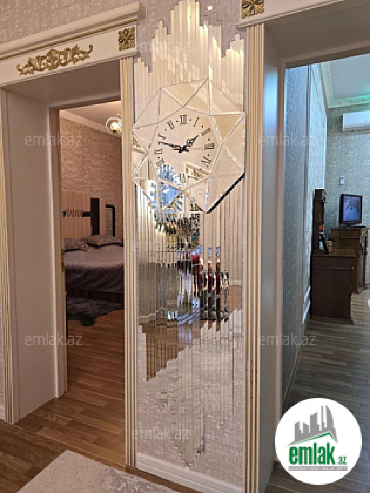 Satılır 4 otaqlı mənzil 150 m²