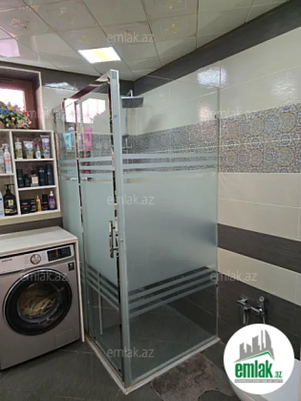 Satılır 4 otaqlı mənzil 150 m²