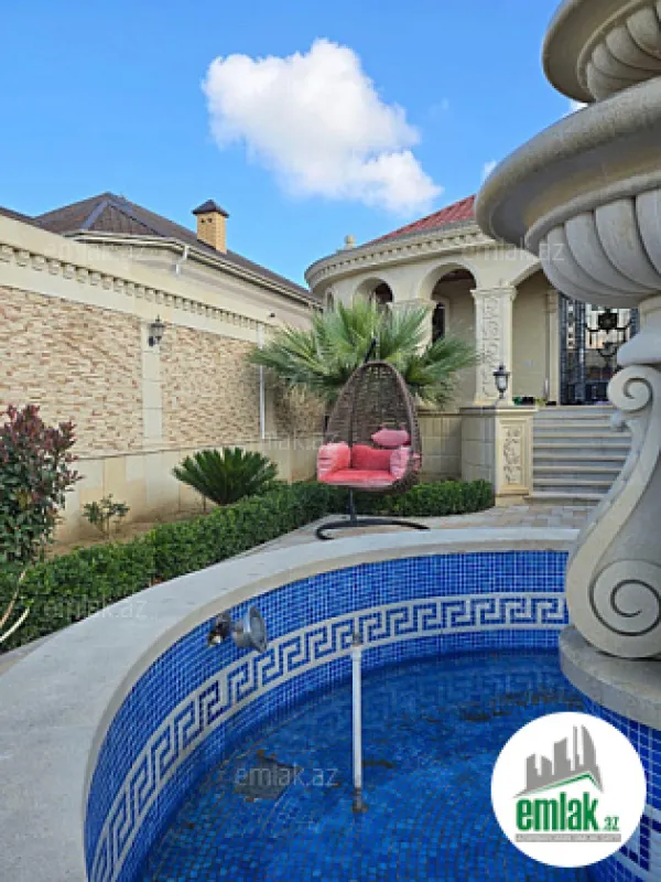 Satılır 4 otaqlı mənzil 150 m²