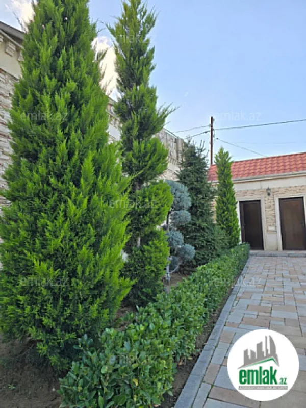 Satılır 4 otaqlı mənzil 150 m²