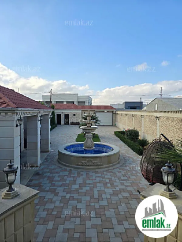 Satılır 4 otaqlı mənzil 150 m²