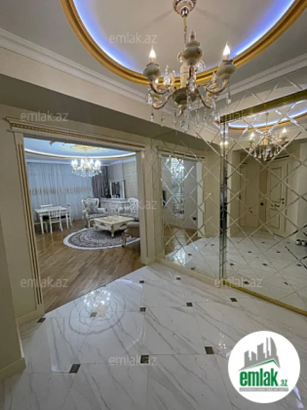 Satılır 3 otaqlı yeni tikili 105 m²