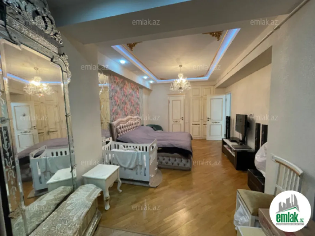 Satılır 3 otaqlı yeni tikili 105 m²