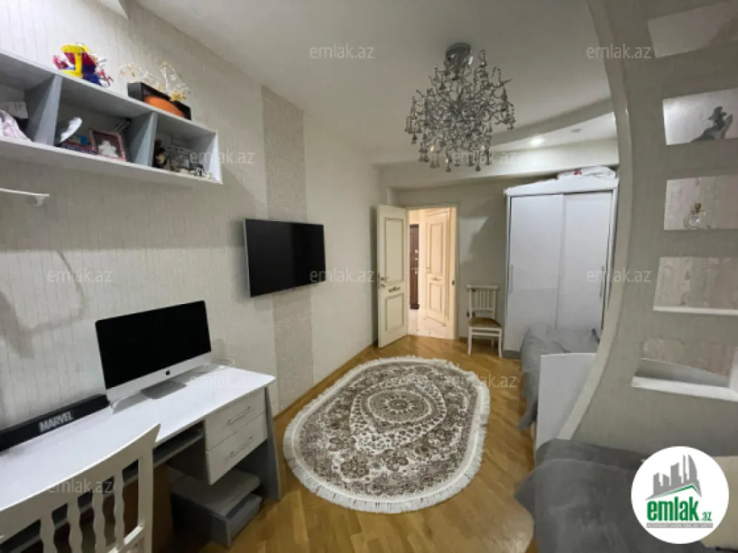 Satılır 3 otaqlı yeni tikili 105 m²