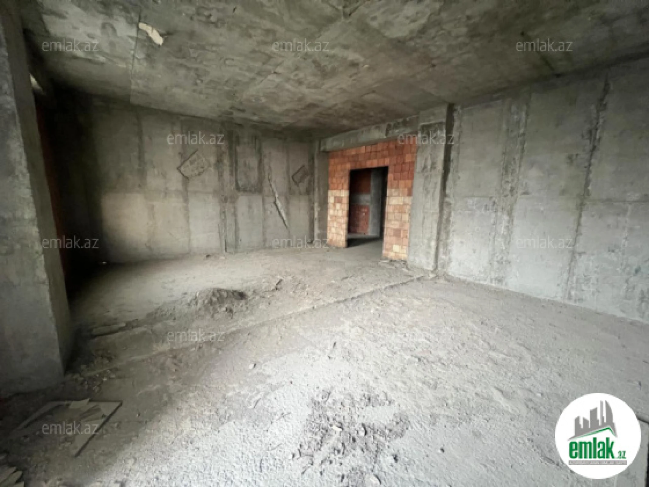 Satılır 4 otaqlı yeni tikili 185 m²