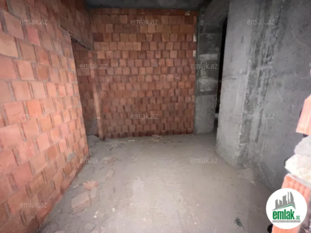 Satılır 4 otaqlı yeni tikili 185 m²