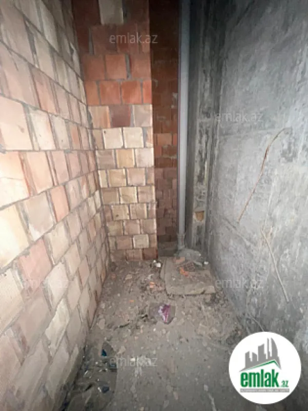 Satılır 4 otaqlı yeni tikili 185 m²