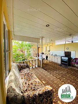 Satılır 10 otaqlı həyət evi 310 m²